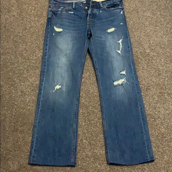 Hollister Other - 2/$25 Hollister men’s distressed Balboa size 32